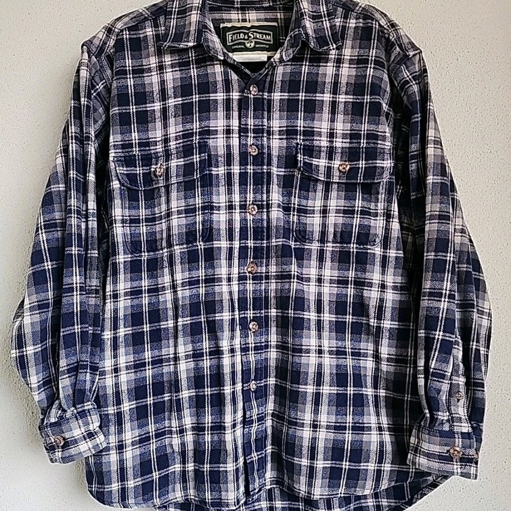 Vtg. Field & Stream Flannel Men Size L Plaid Navy Blue Fishing Hike Camp Outdoor